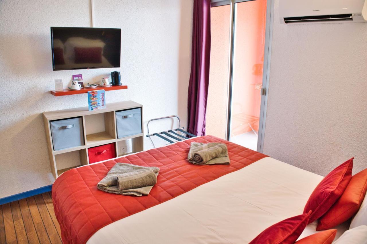 Cit'Hotel Des 2 Golfs Лёкат Экстерьер фото